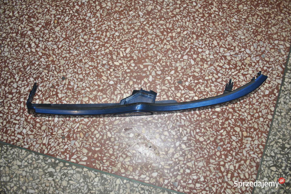 Listwa lampy lewy przód z żaslepką spryskiwacza osobowe śląskie Poręba