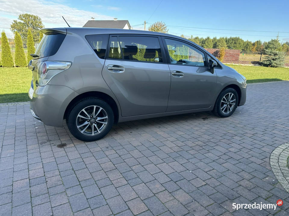 Toyota Verso Lipówki