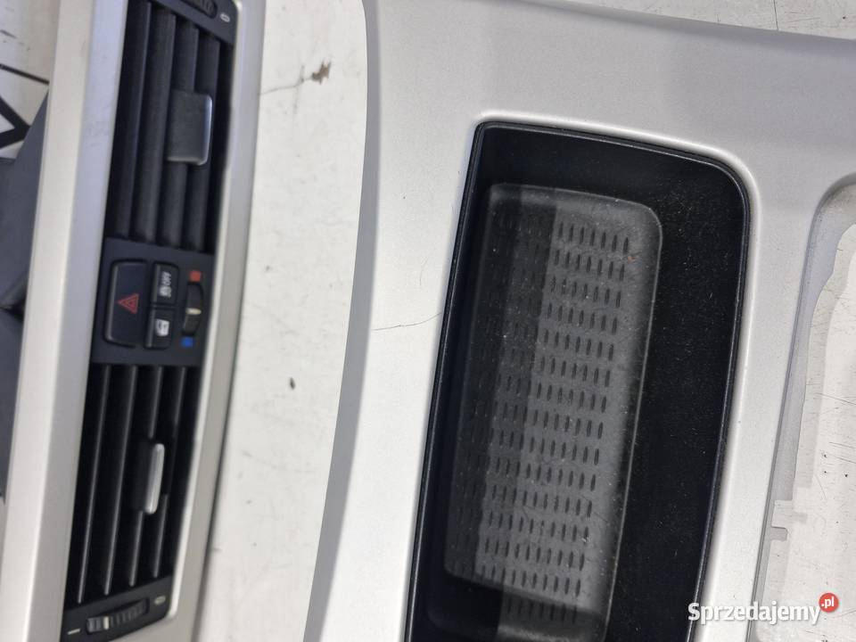 BMW E90 E91 LISTWY OZDOBNE DEKORY SREBNE NAVI