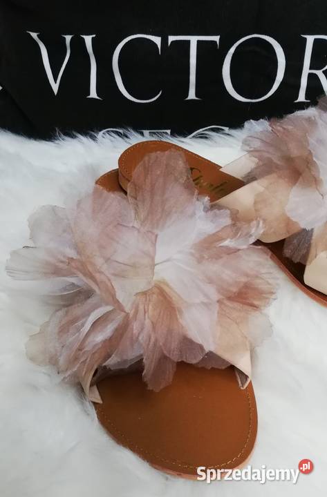 klapki brązowe duży kwiat inna Warszawa