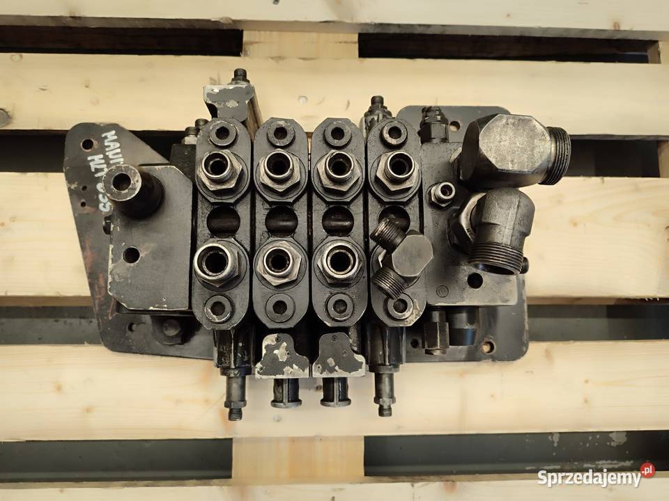 Rozdzielacz hydrauliczny 08105220 Manitou MLT