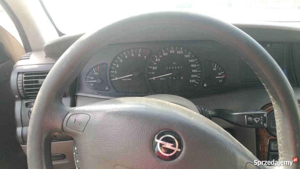 Opel Omega b 20 16v benzyna wyposażenie limuzyna centralny zamek Białystok