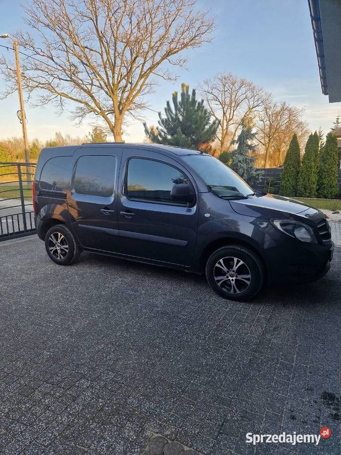Sprzedam samochód marki Mercedes Citan 15 CDI Warka