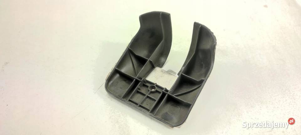 BLENDA OSŁONY TYLNEGO SIEDZENIA FIAT CROMA 1996 osobowe sprzedam