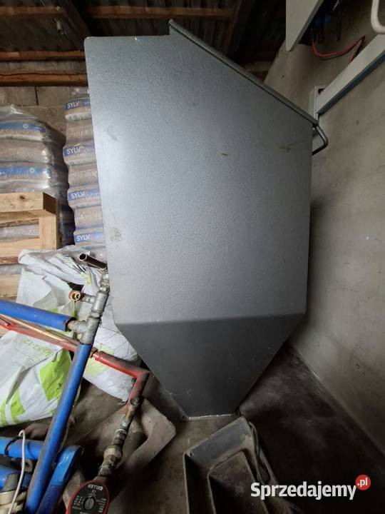 Sprzedam kocioł CO na ekogroszek z podajnikiem Kotły i Piece CO Karsin sprzedam