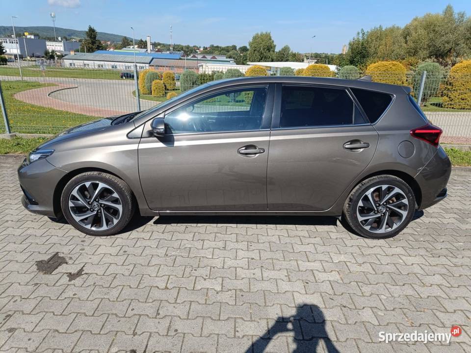 Toyota Auris II Hatchback 5d Facelifting 2017 elektryczne szyby sprzedam