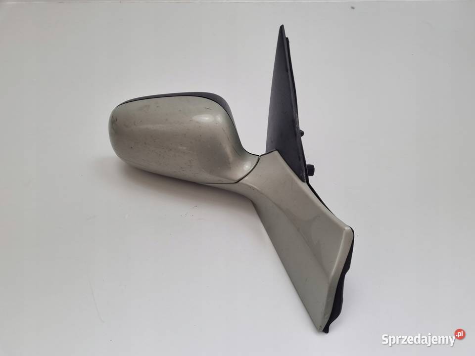 LUSTERKO Saab 95 I lift 0105r PRAWE PASAŻERA 9 Rudka