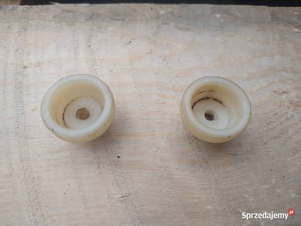 Plastikowa Nakrętka Lampy Tylnej 2 Mercedes W108 Skawina