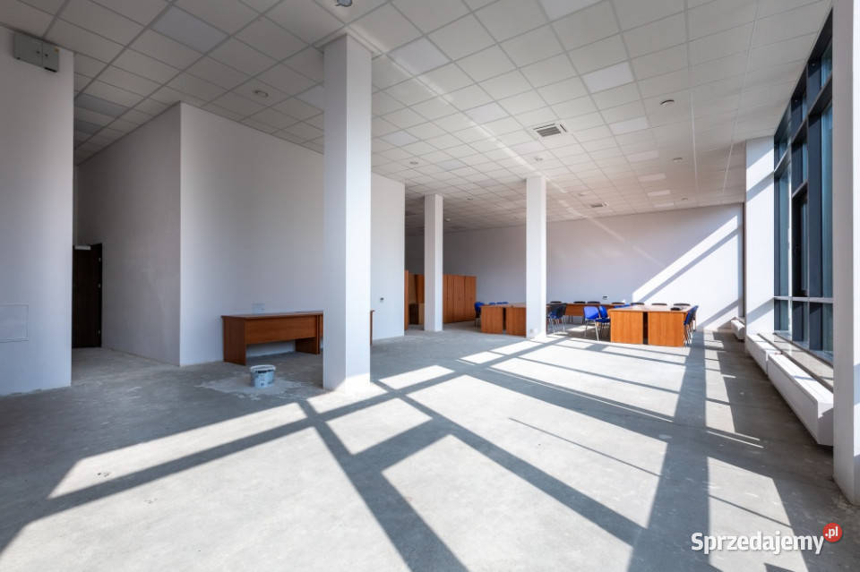 Nowy budynek biurowo usługowy 2730m2 Kępińska 2A dolnośląskie