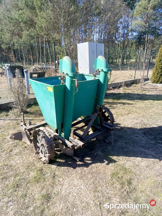 Sadzarka do ziemniaków nieuszkodzony sprzedam