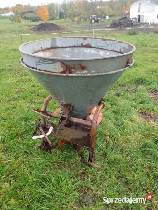 Prasa pługi maszyny rolnicze Kętrzyn