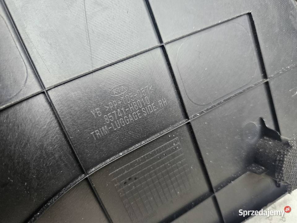 BOCZEK TAPICERKA BAGAŻNIKA PRAWY TYLNY KIA RIO mazowieckie Warszawa sprzedam
