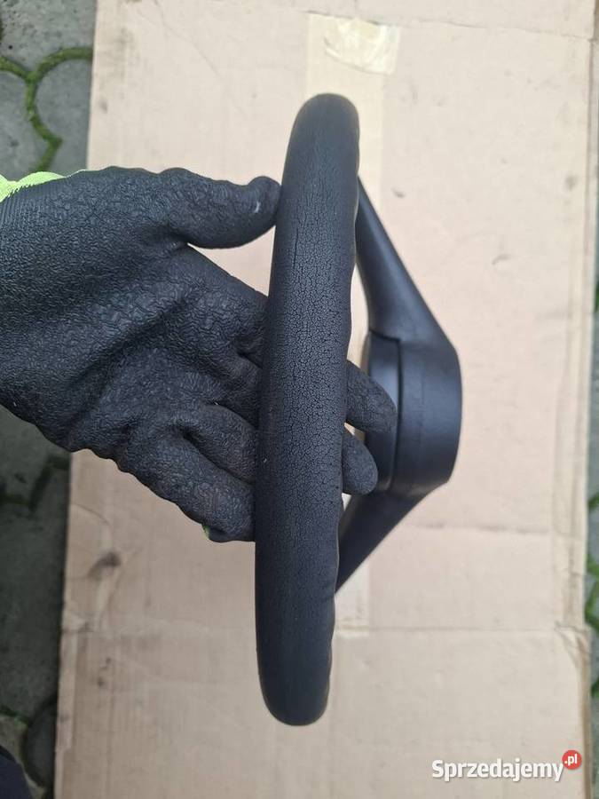 Kierownica Fiat 126p Maluch Elegant klakson osobowe Strzelce Opolskie