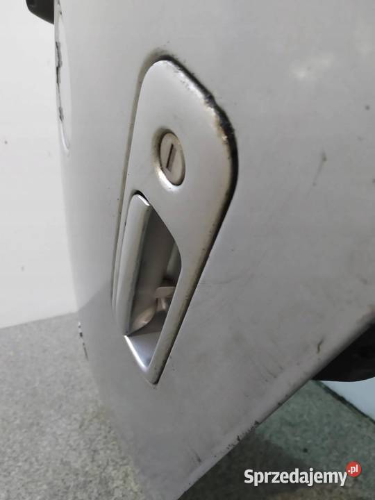 KLAPA TYŁ SZYBA 5D HB LA7W VW Volkswagen Golf IV osobowe Klapy bagażnika sprzedam