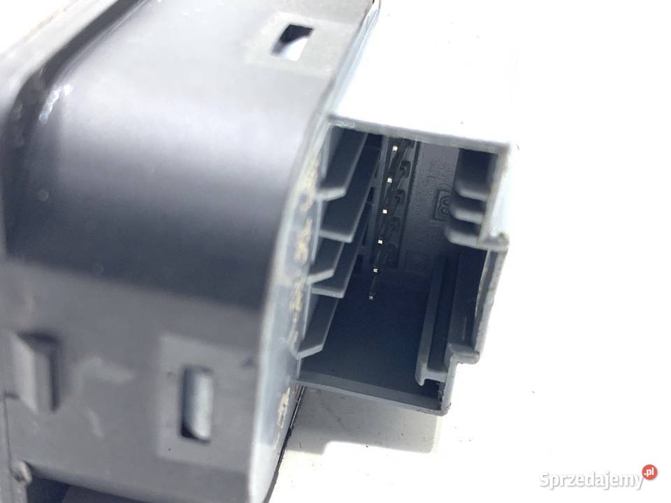 PRZEŁĄCZNIK REGULACJI LUSTEREK VW PASSAT B8 podkarpackie