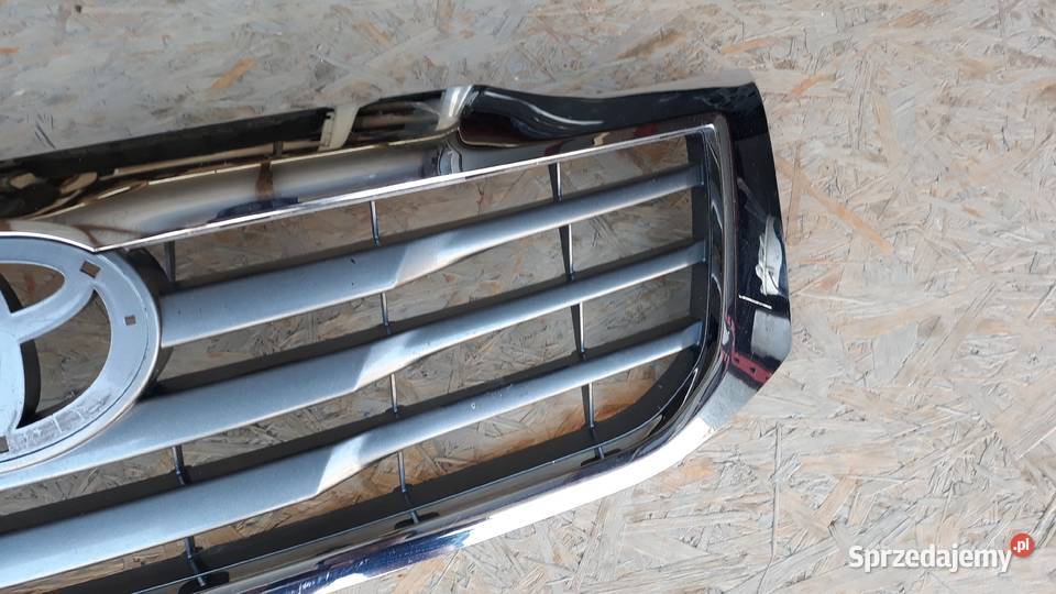 TOYOTA HILUX VII LIFT 1215 GRILL ATRAPA osobowe Zatom Stary sprzedam