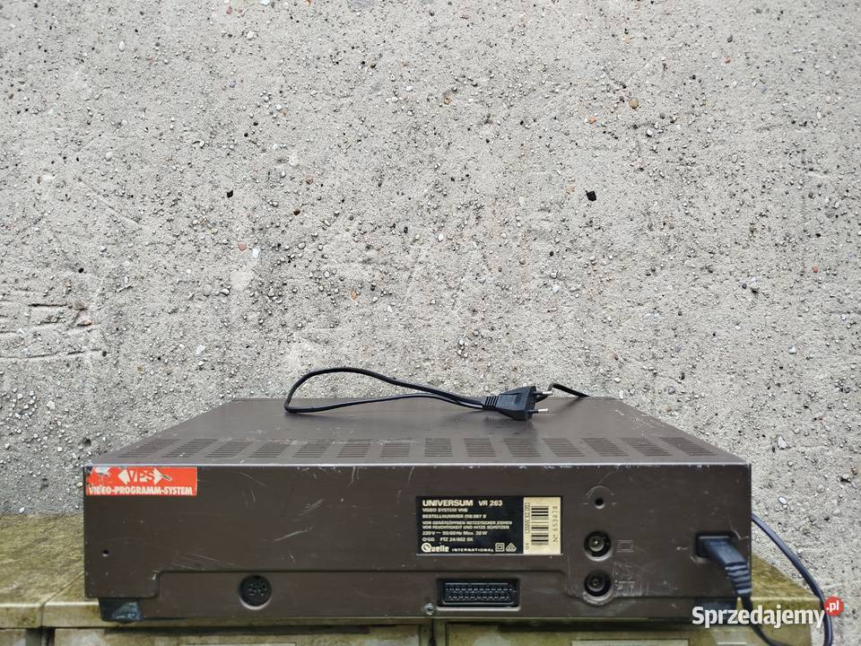 Stary magnetowid Universum VR 263 Grundig VHS Opole