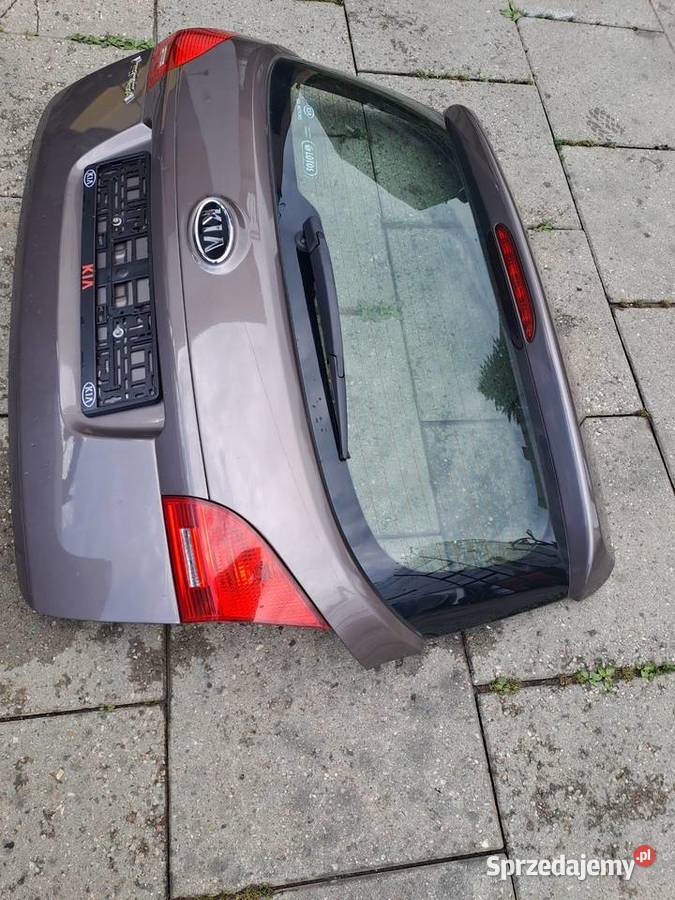 Kia Venga tylna klapa zderzak z PDC kod lakieru śląskie