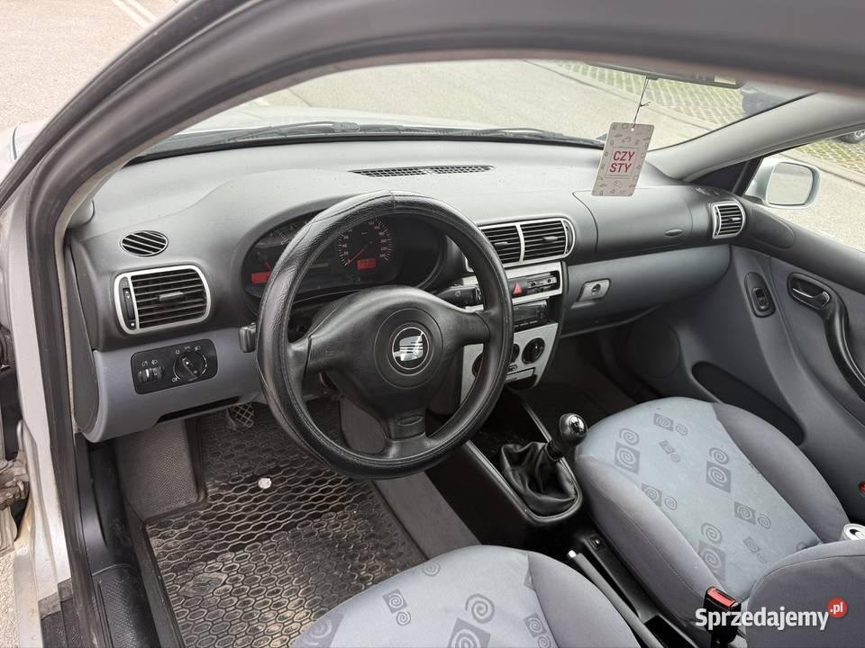 Seat Leon 16 Benzyna Klimatyzacja Autko do Jazdy Kielce sprzedam