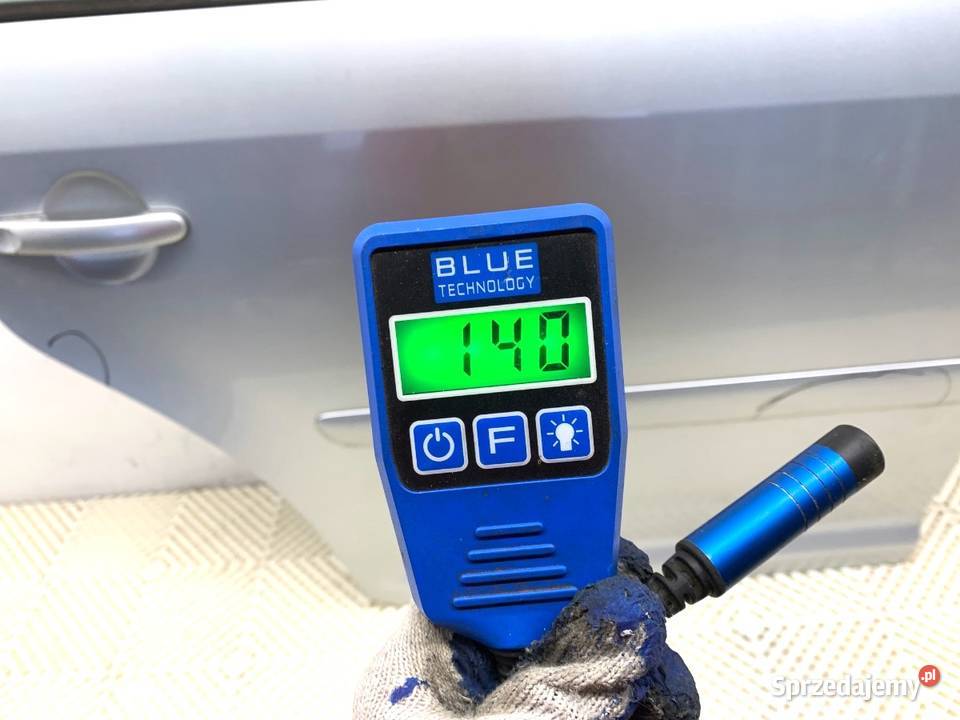 DRZWI PRAWY TYŁ VW TOURAN Minivan 0310 Drzwi