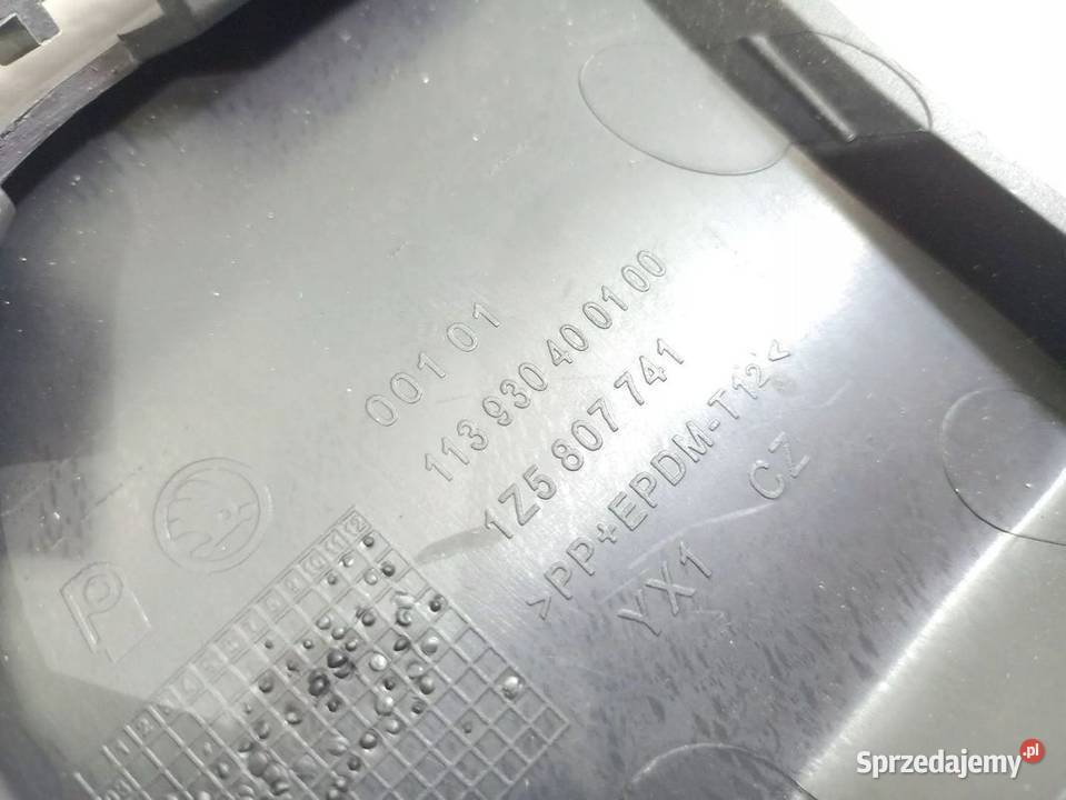 Skoda Octavia II 0408 ZAŚLEPKA ZDERZAKA LEWY TYŁ Skarżysko-Kamienna