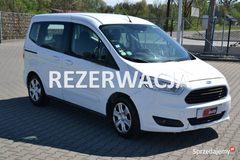 Ford Tourneo Courier 15 diesel 95 OSOBOWY Kęty