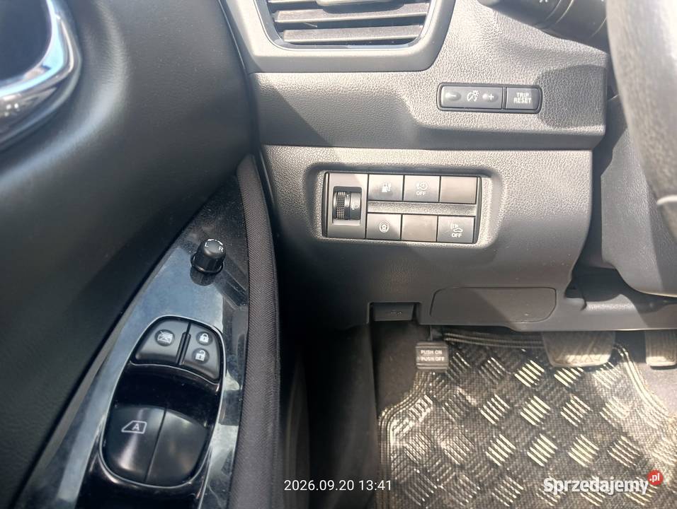 Nissan Leaf 40kWh Tekna VAT 23 nieuszkodzony Oświęcim