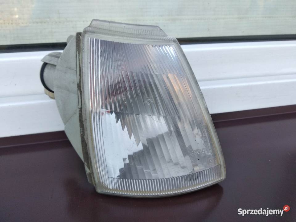 Renault Clio I 1 kierunkowskaz kierunek migacz łódzkie sprzedam