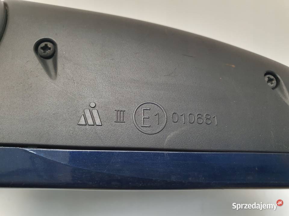 LUSTERKO Audi A4 B6 B7 0008r LEWE KIEROWCY 14 osobowe Karoseria lubelskie Rudka