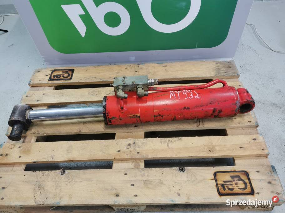 Manitou MT 932 Cylinder hydrauliczny Wilkowo sprzedam