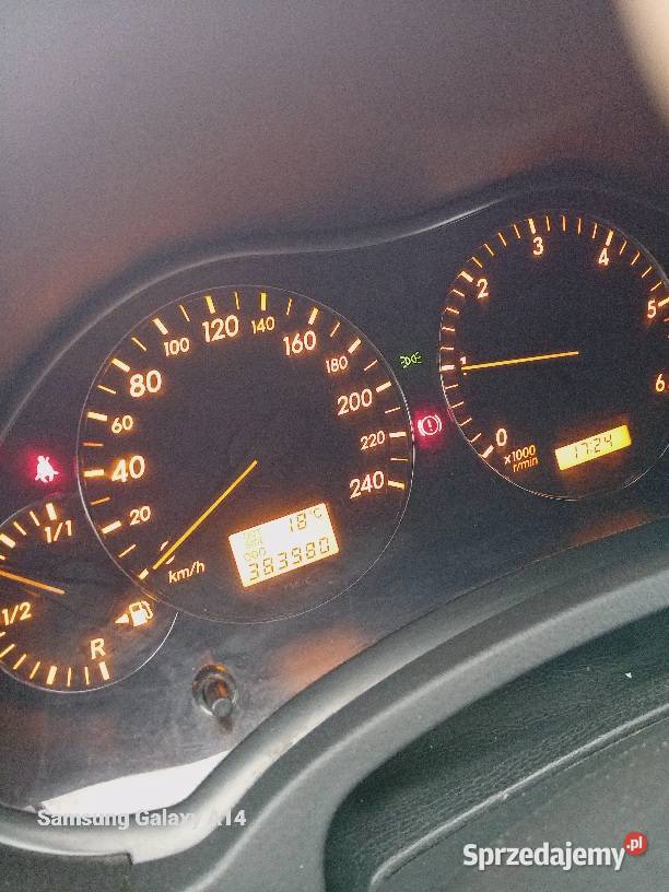 Toyota avensis diesel Głusk