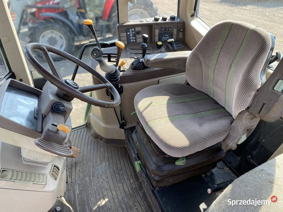 John Deere 6110 Biała