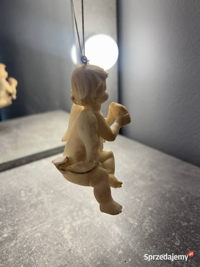 Figura figurka anioł aniołek np do szopki sprzedam