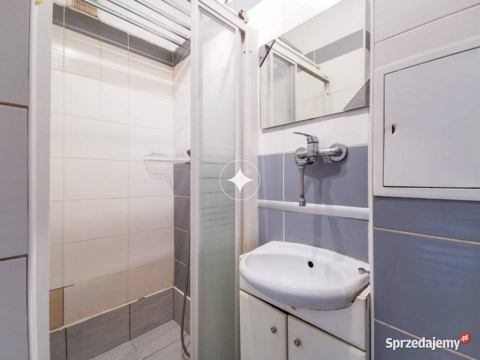 Funkcjonalna kawalerka na os Dyrekcja 2 piętro Sprzedaż