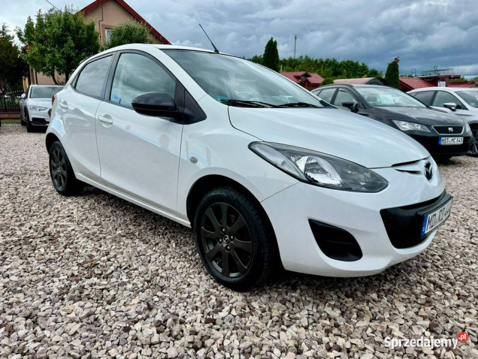 Mazda 2 Mazda 2014 135 benzyna 1 właścicielka z 75KM Szerominek
