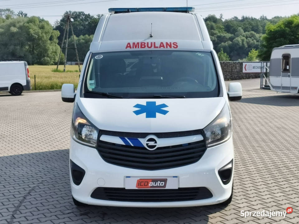 Opel Vivaro 16 cdti 145 ambulans karetka nosze