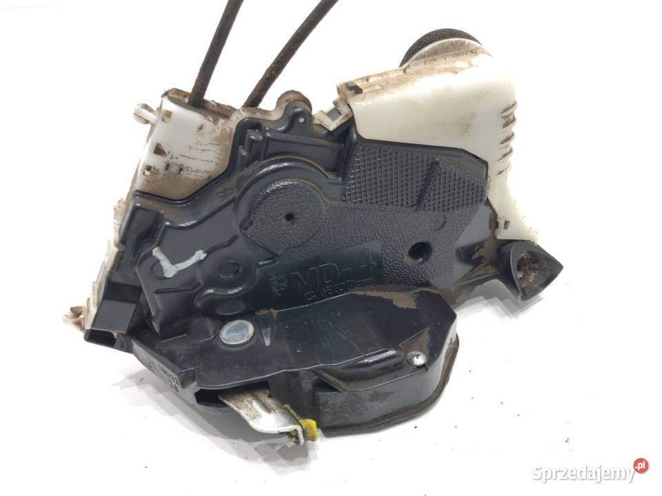 ZAMEK DRZWI LEWY PRZÓD TOYOTA YARIS III