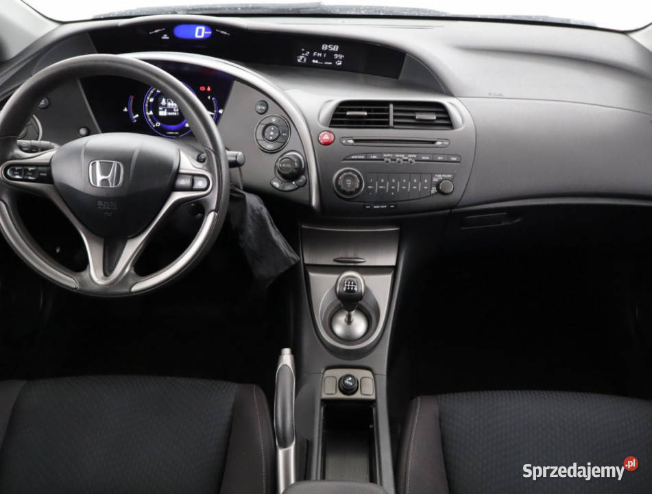 Honda Civic 14 iVTEC Rok produkcji 2010 dolnośląskie