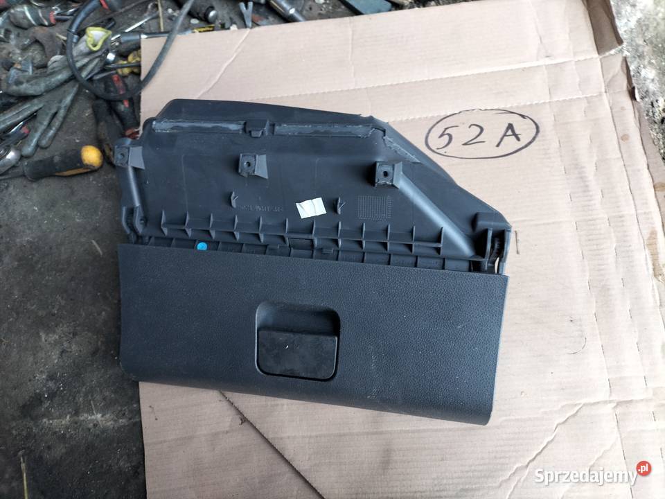 POLO MK4 9N SCHOWEK Kamień-Kolonia