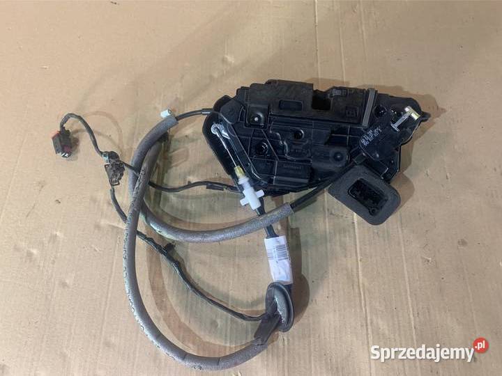 5TB837015C Zamek drzwi lewy przód vw troc Szczecin