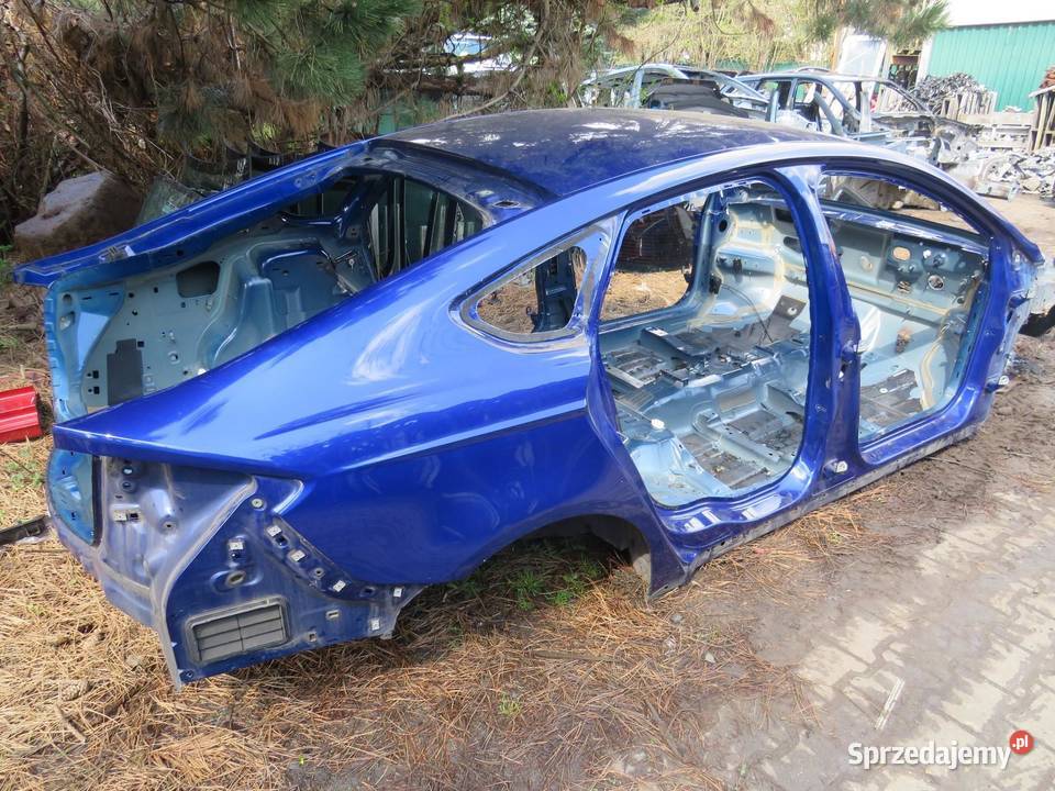ĆWIARTKA BŁOTNIK PRAWY TYŁ HB MONDEO MK5