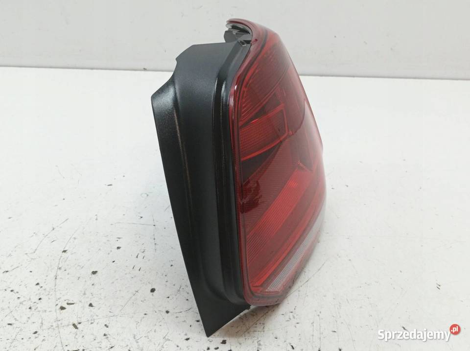 LAMPA TYŁ PRAWA LIFT FL VW Volkswagen Polo V