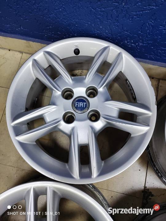 Felgi aluminiowe Fiat R 15 4x98 581 mm ET 33