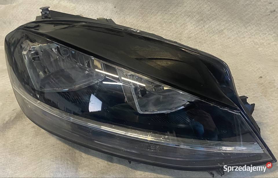 LAMPA PRAWA PRZEDNIA VW GOLF VII LIFT 5G1