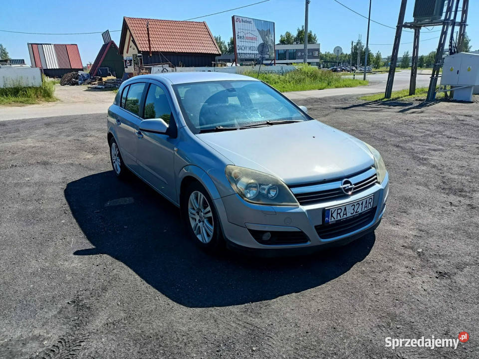 Opel Astra Opel Astra 17CDTI 101 04r H 20042014 Tarnów sprzedam