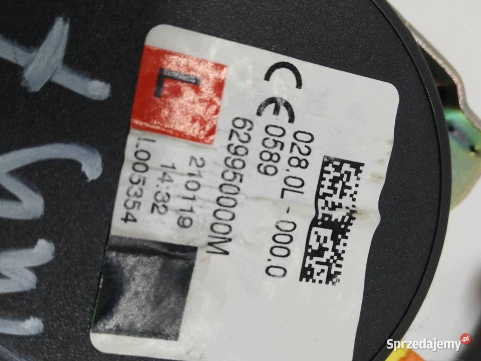 PAS BEZPIECZEŃSTWA LEWY TYŁ II RZĄD 31675721 Rok produkcji 2019