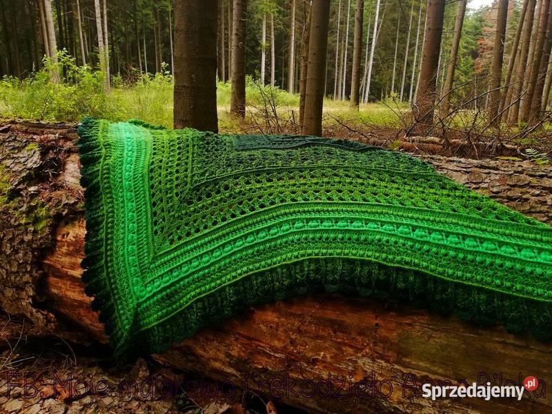 Chusta ombre w kolorach zieleni rękodzieło na Skarżysko-Kamienna