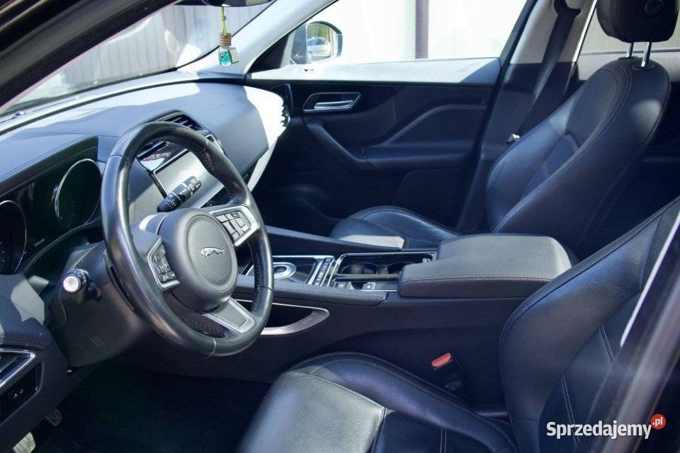 Jaguar FPace 20 Diesel 180 2019r wyposażenie automatyczna Jaguar Legionowo