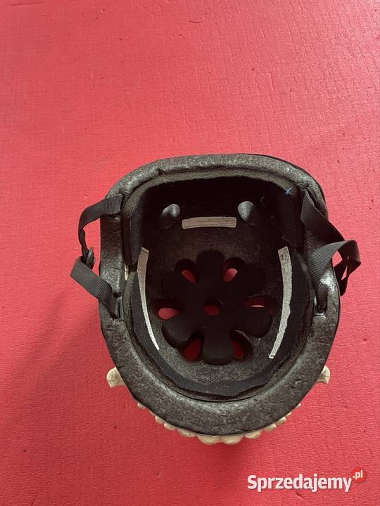 Kask ochronny z elemantami czaszki Kaski i odzież Białystok