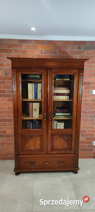 Ekskluzywna biblioteka witryna secesyjna Łagów